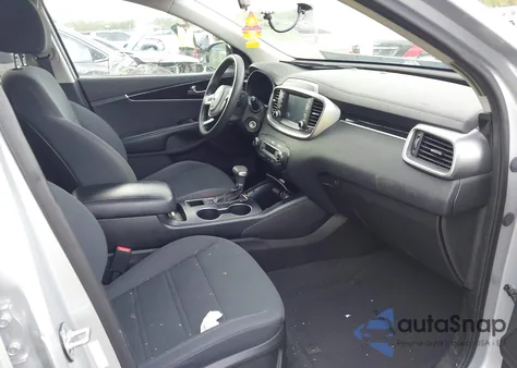 2019 Kia Sorento 3.3L Lx из США, поврежденный, VIN 5XYPG4A53KG481550